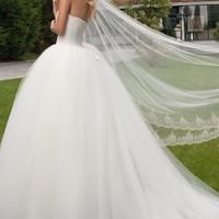 Продам весільну сукню від Оксани Мухи