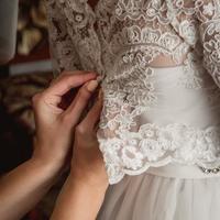 Продається оригінальна весільна сукня