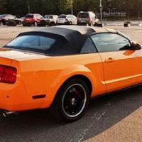 159 Кабриолет Ford Mustang GT оранжевый