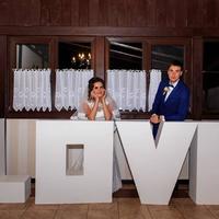 Метрові букви LOVE на весілля у Львові