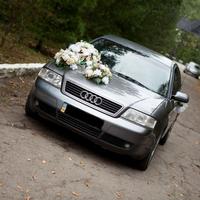 Весільний кортеж. Audi A6 для обслуговувуння весіл