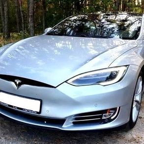 106 Tesla Model S90d прокат авто