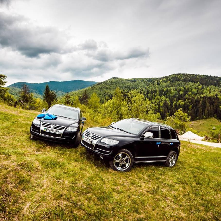 Весільний кортеж VW Touareg — фото 2