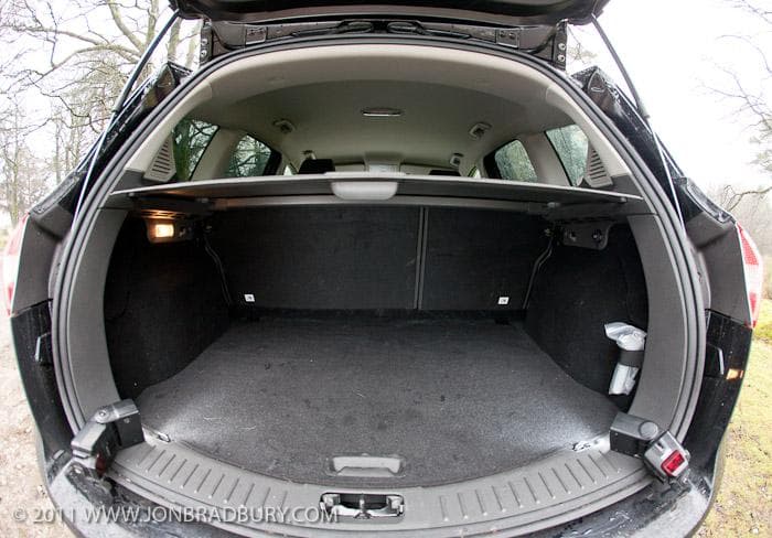 Ford Kuga до ваших послуг — фото 3