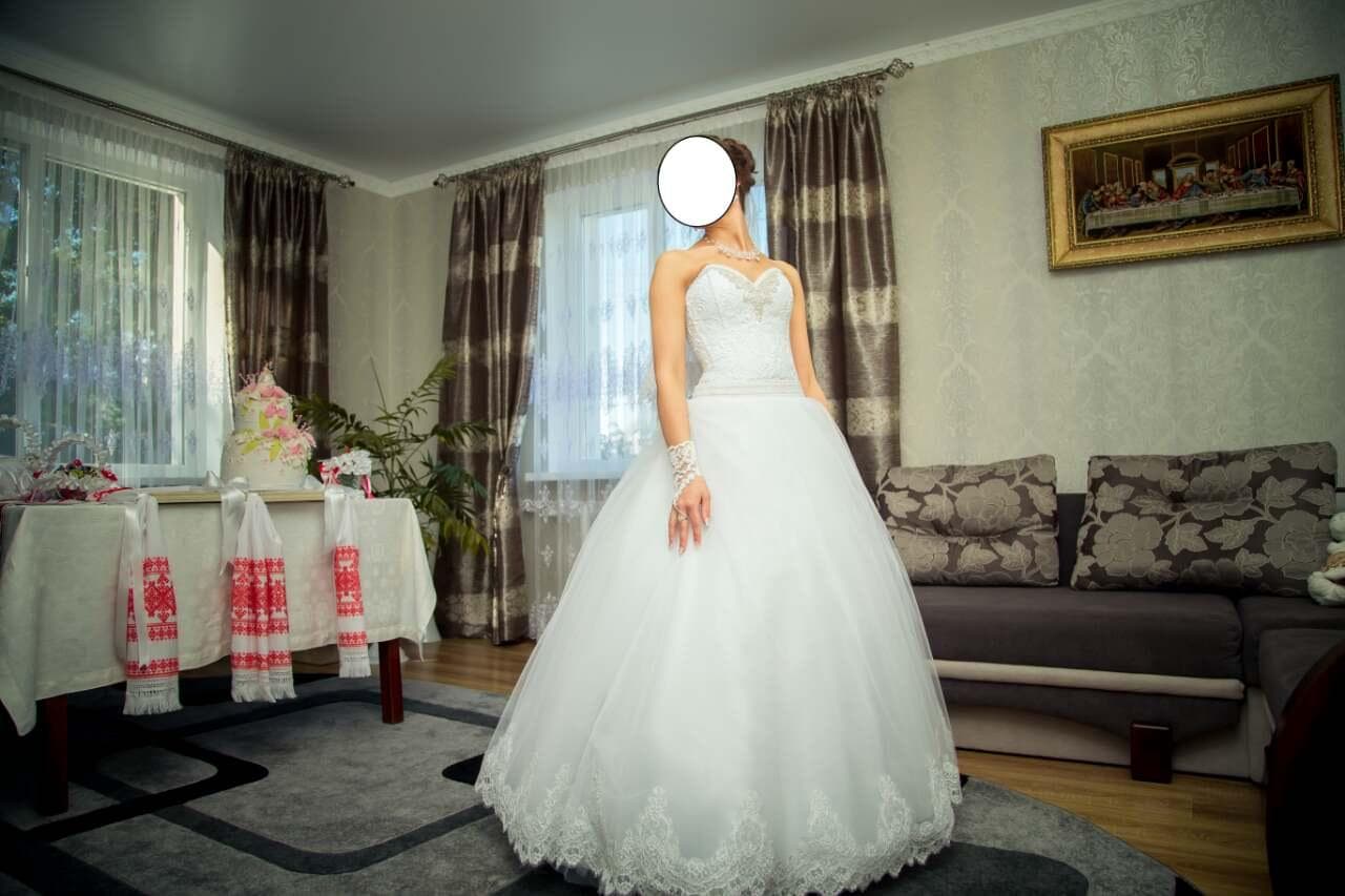 Продам весільню сукню — фото 1
