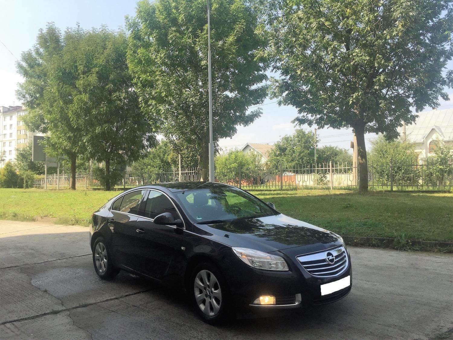 Авто Opel Insignia для урочистих подій — фото 1