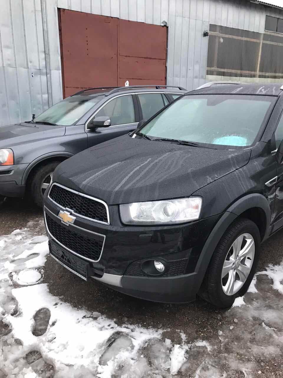 Авто Chevrolet Captiva урочисті подій — фото 1