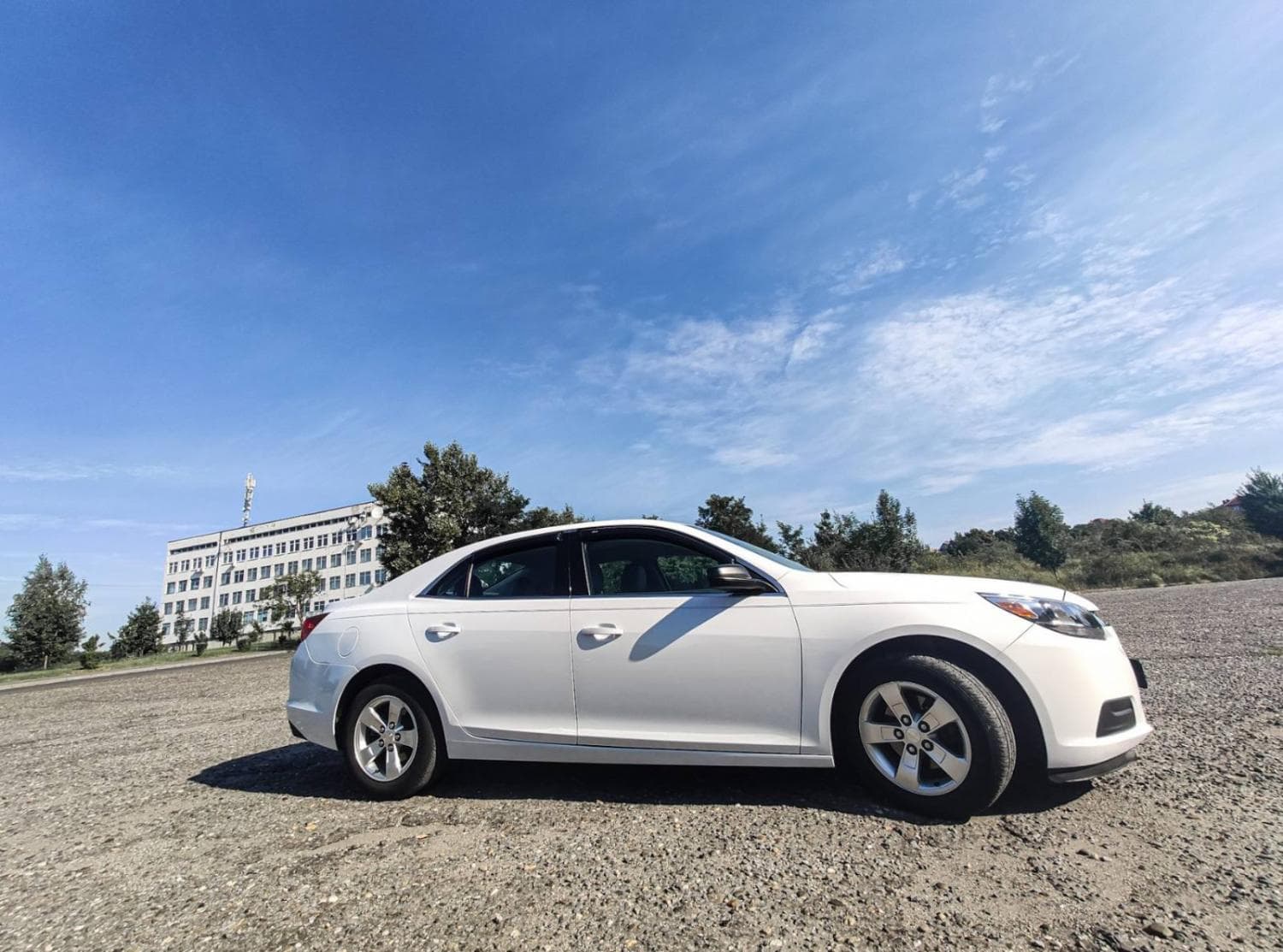 Авто на весілля Chevrolet Malibu — фото 1
