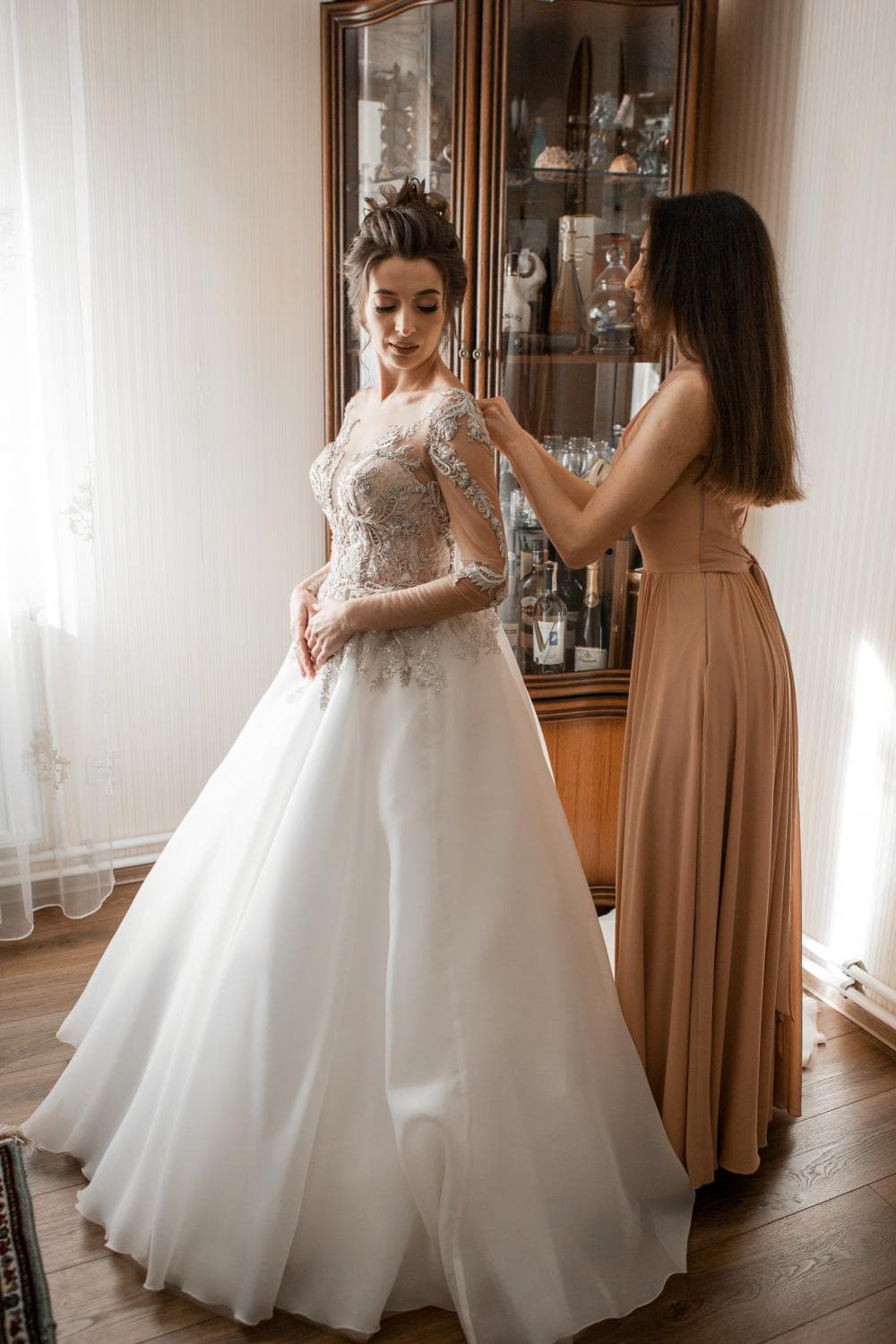 Продам весільне плаття — фото 1