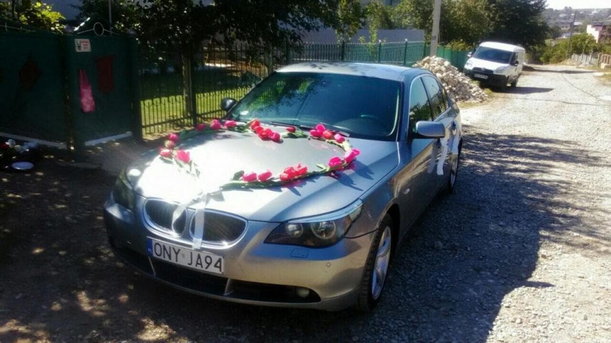 Авто для обслуговування весілля BMW 5 — фото 3