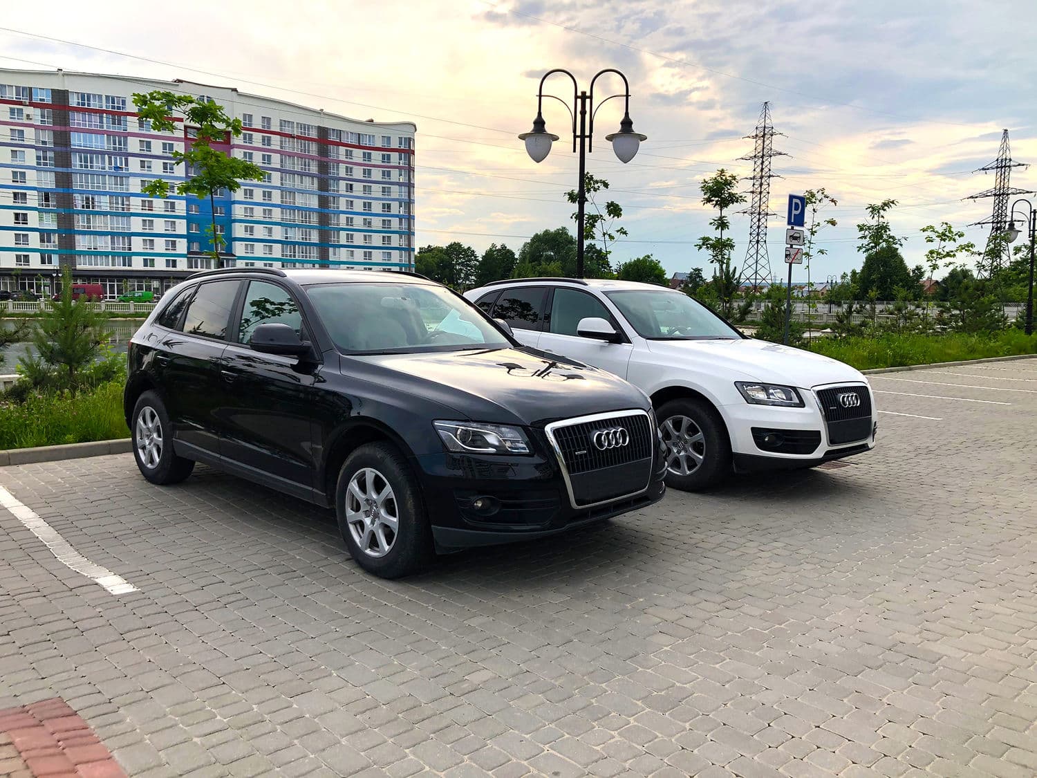 Весільний кортеж AUDI Q5 — фото 2