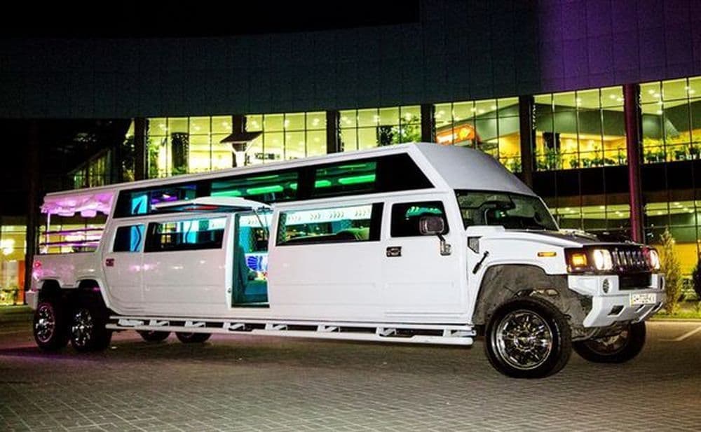 019 Лімузин Mega Hummer H2 білий оренда — фото 2