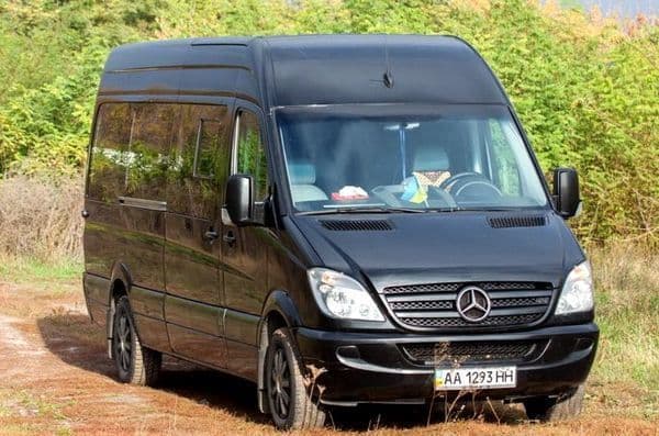 308 Мікроавтобус Mercedes Sprinter чорни — фото 2