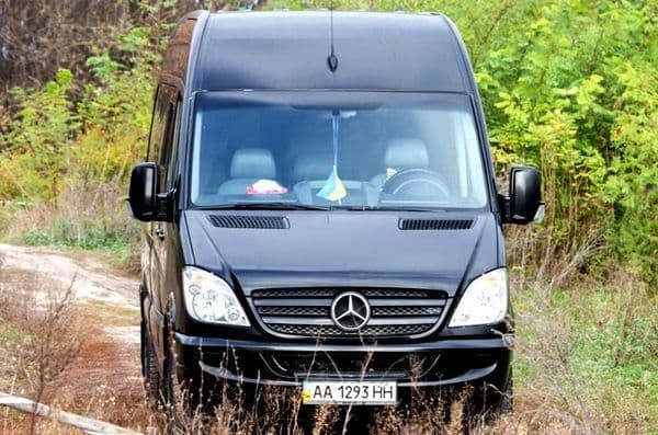 308 Мікроавтобус Mercedes Sprinter чорни — фото 3