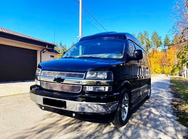 378 Мікроавтобус Chevrolet Express — фото 2