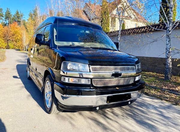 378 Мікроавтобус Chevrolet Express — фото 3