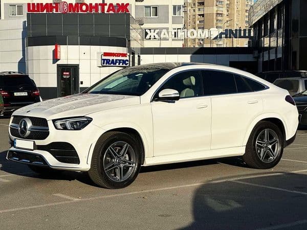 244 Позашляхови Mercedes-Benz Gle Coupe — фото 3