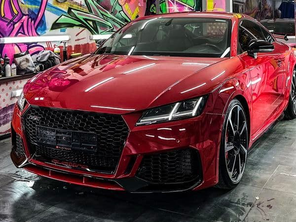 419 Audi TT RS червона для фотосесії зйо — фото 3
