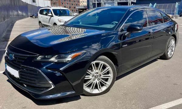 437 Toyota Avalon чорний — авто на весіл — фото 3
