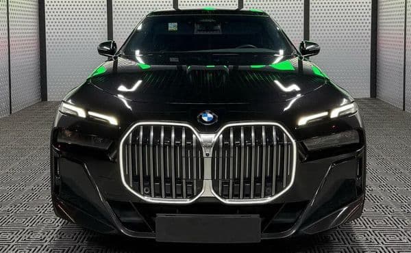 451 Оренда BMW 740D xDrive з водієм або — фото 2