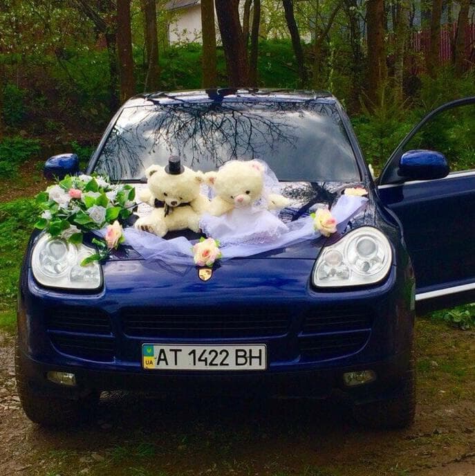 Porsche Cayenne — логотип