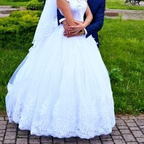 Продам весільну сукню 2019 року — логотип