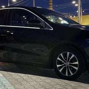 447 Позашляховик Mercedes-Benz B-class W — Весільний кортеж