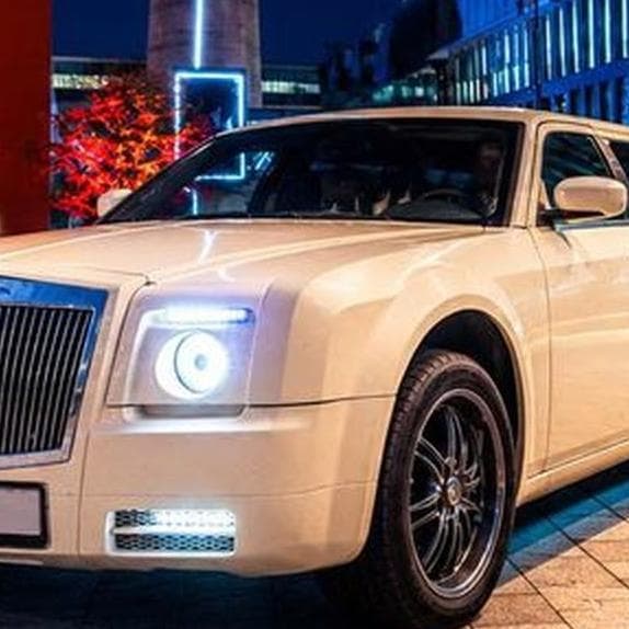 355 Лімузин Rolls-Royce Phantom Galaxy — Весільний кортеж