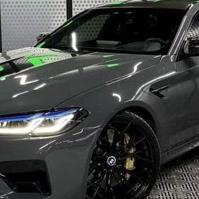 383 BMW M5 F90 Competition сірий — прока — Весільний кортеж