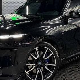 434 Прокат BMW X7 M50I без водія — Весільний кортеж