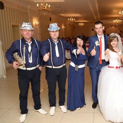 Гурт "Візит" — логотип