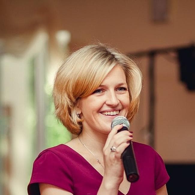 Ведущая Елена — Ведучі
