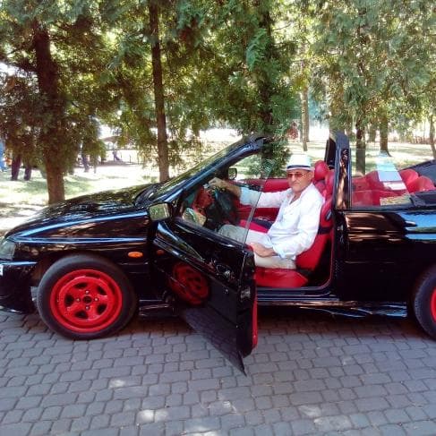 Кабріолет на весілля — логотип