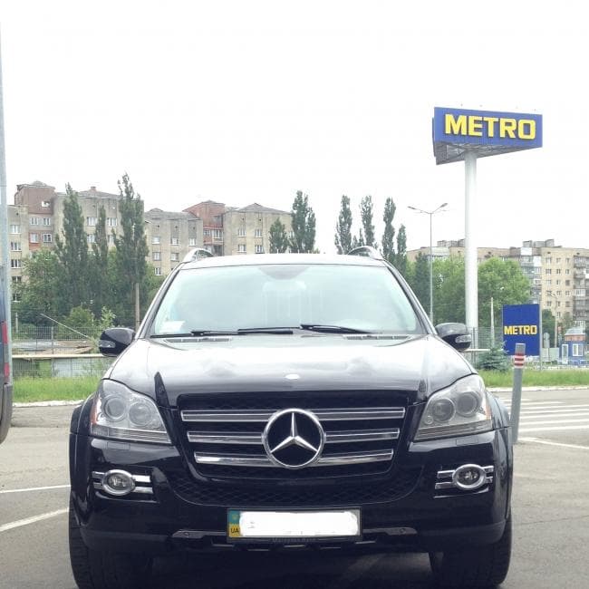 Mercedes GL 550 AMG — логотип