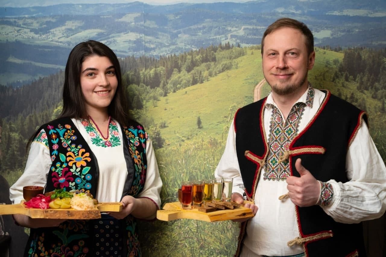 Бойківська гостина — Ресторани