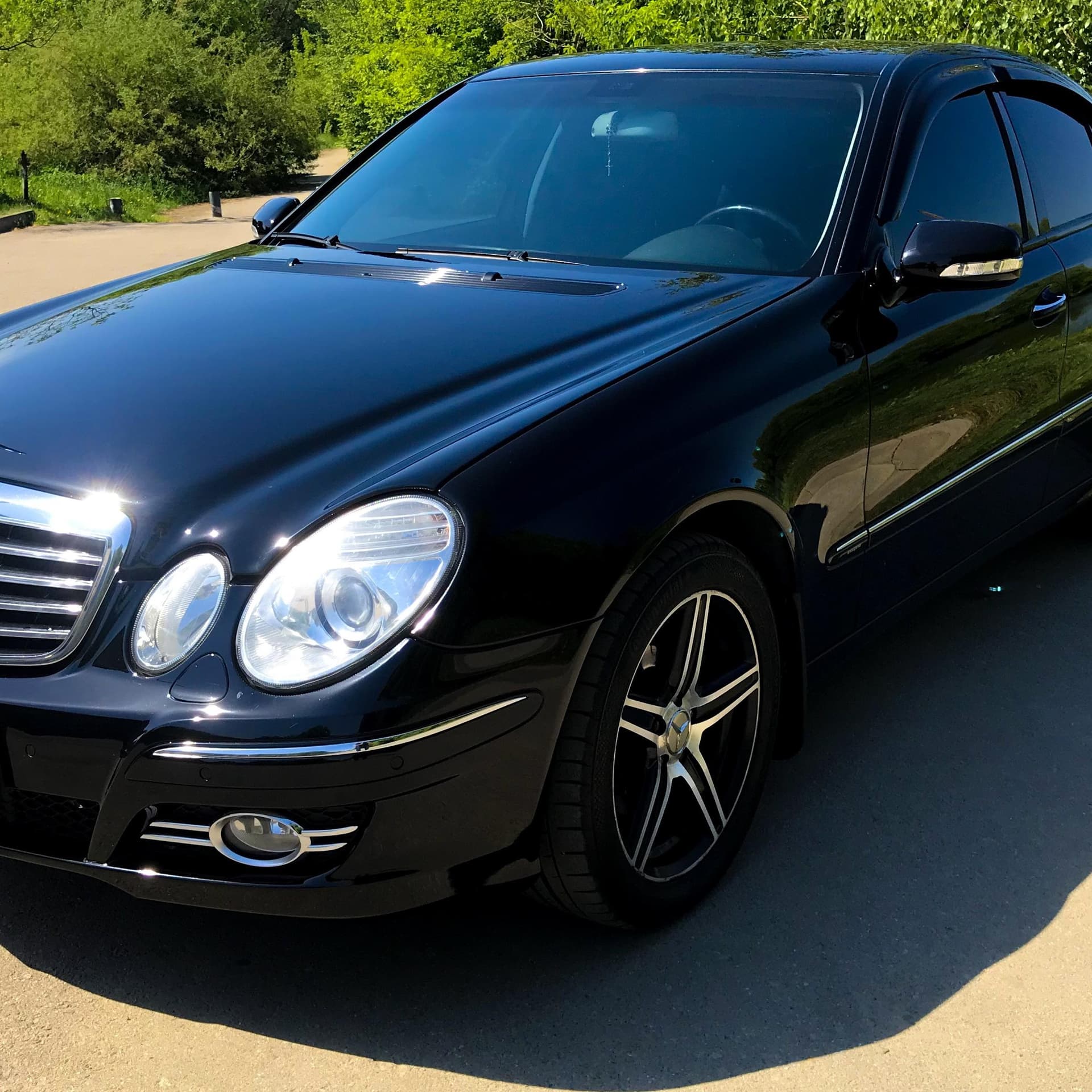 авто для урочистих подій — Весільний кортеж