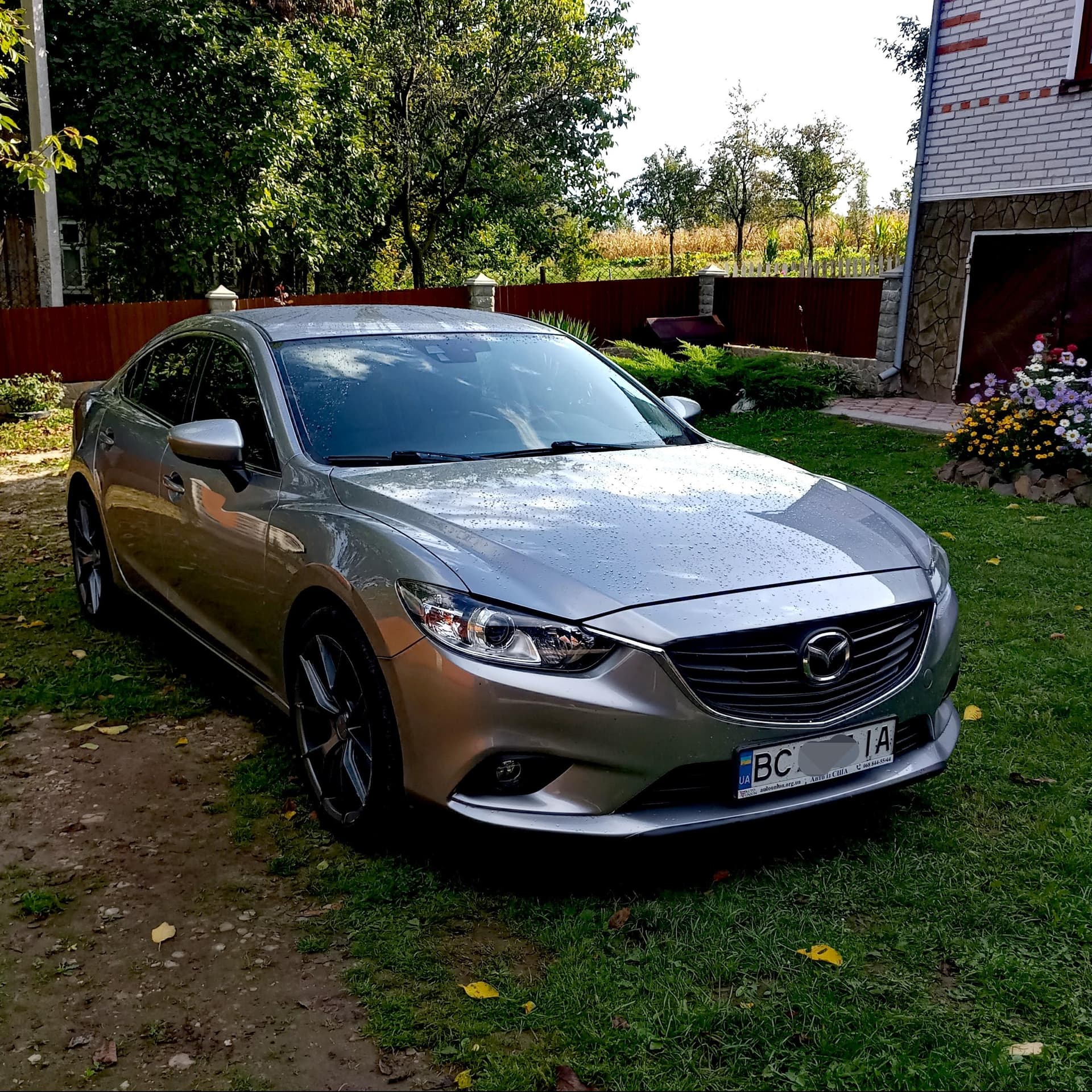 Mazda 6 — Весільний кортеж