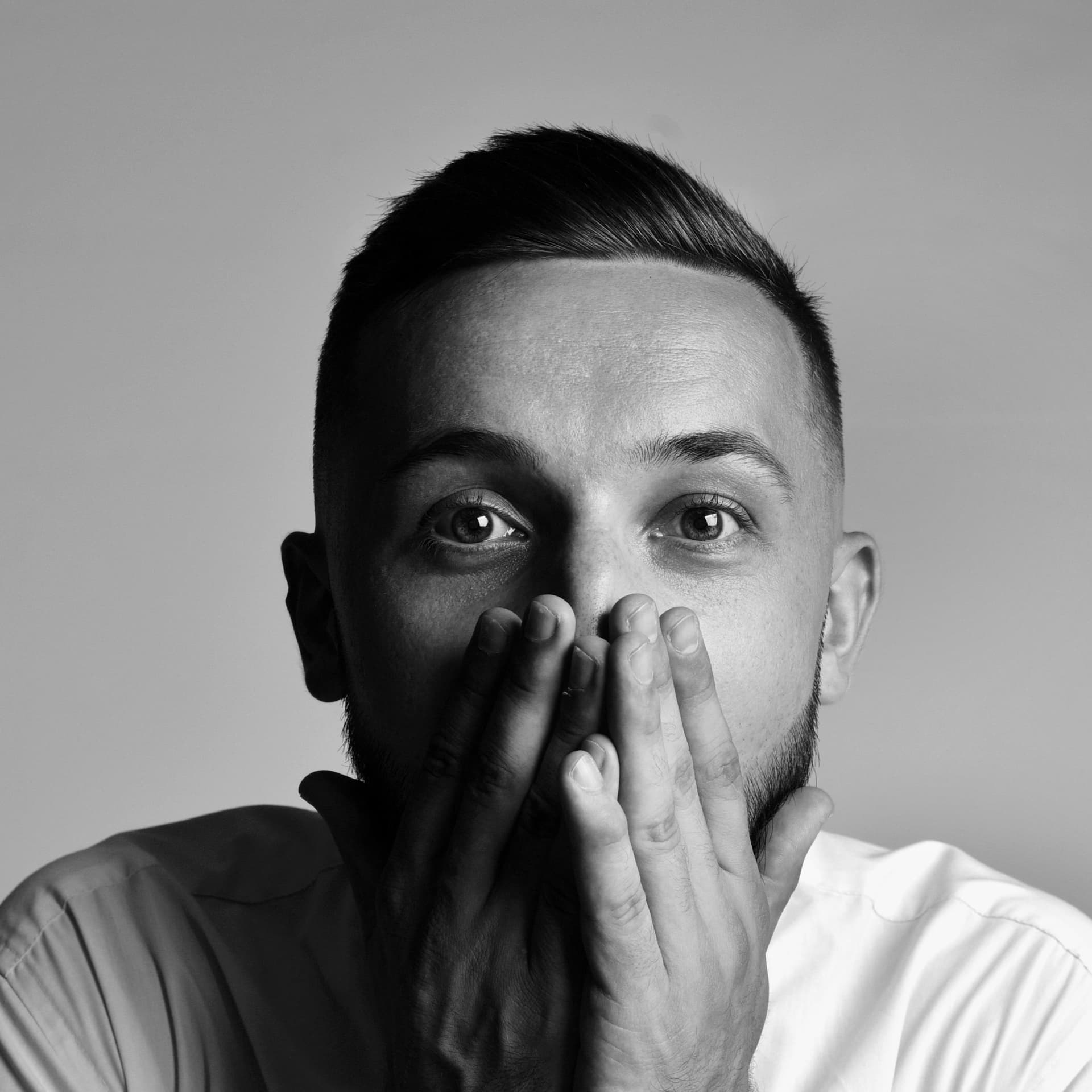 IVAN TROFI — Ведучі