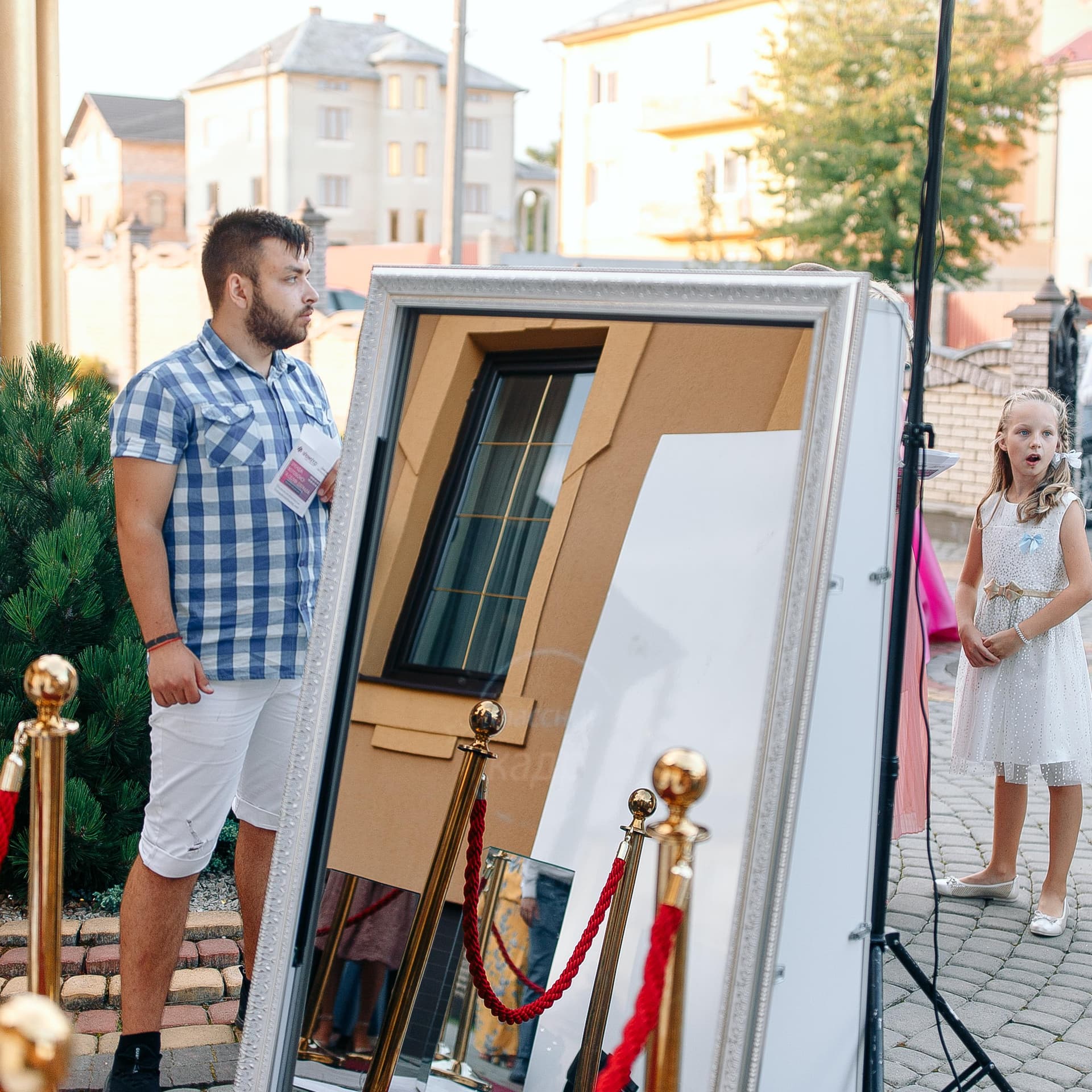 Селфі-дзеркало, фотобокс -оренда, продаж — Шоу та розваги
