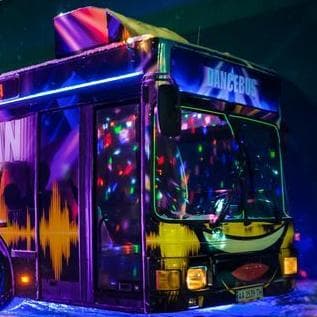 063 Автобус Dancebus M party bus — Весільний кортеж