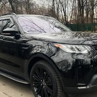 235 Позашляховик Land Rover Discovery 5 — Весільний кортеж