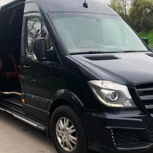 278Мікроавтобус Mercedes Sprinter чорний — Весільний кортеж