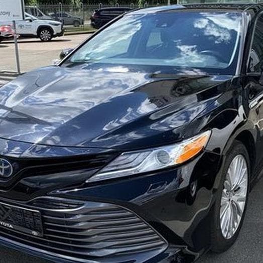 076 Toyota Camry V70 черная 2022 замовит — Весільний кортеж