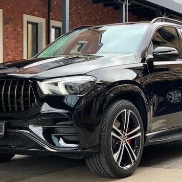 374Позашляховик Mercedes GLE 350 — Весільний кортеж