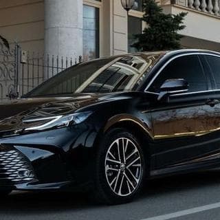 214 Оренда авто Toyota Camry 2025 XV80 з — Весільний кортеж
