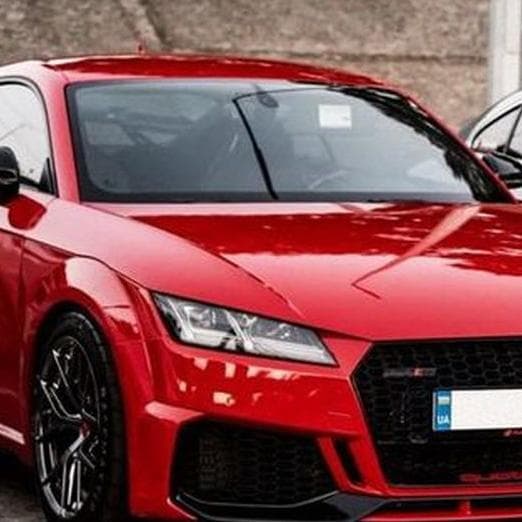419 Audi TT RS червона для фотосесії зйо — Весільний кортеж