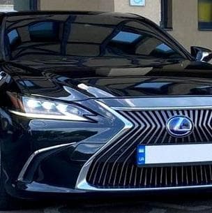 429 Авто на весілля Lexus ES 300h оренда — Весільний кортеж