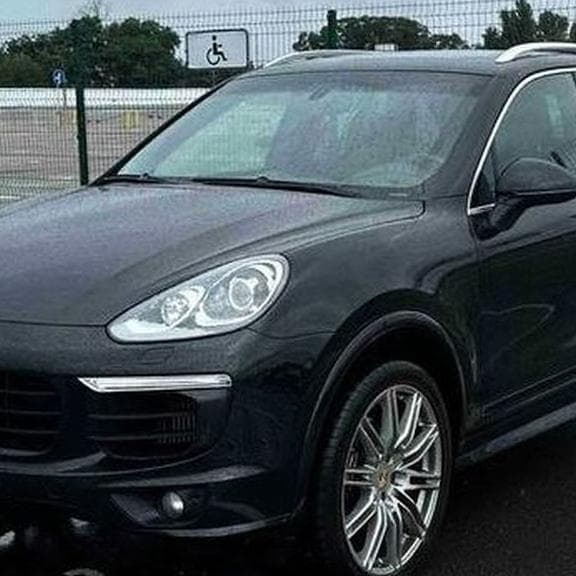 259 Оренда Porsche Cayenne чорний на вес — Весільний кортеж