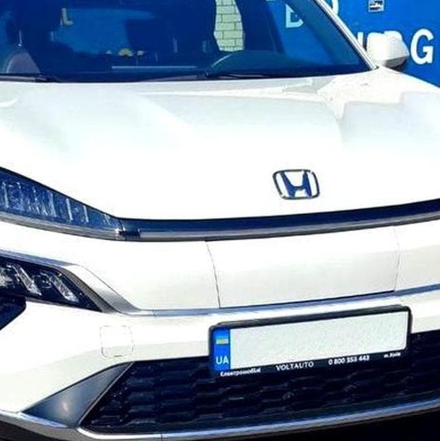 421 Позашляховик на весілля Honda eNS1 о — Весільний кортеж
