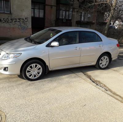 Машина на весілля — логотип